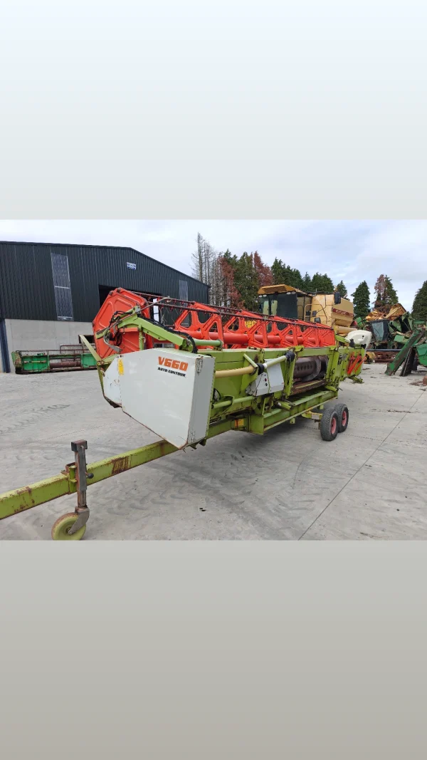 CLAAS LEXION 460 - Image 8